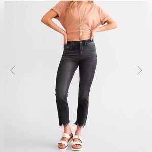 NWT Vervet Haylie Black Denim Size 30